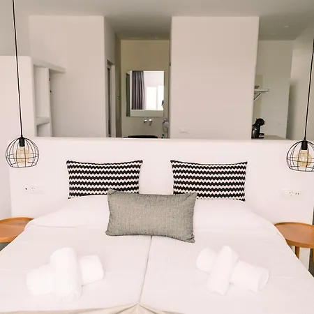 Отель Abelos Mykonos Plintri